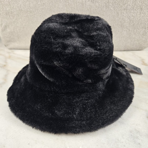 NWT ED HARDY TATTOO LOVE KILLS SLOWLY WOMENS FAUX FUR BUCKET HAT BLACK OS - Picture 4 of 10